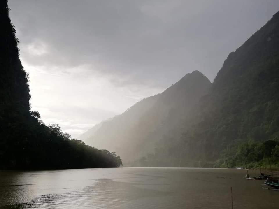 Ou River House Nongkhiaw Exteriér fotografie